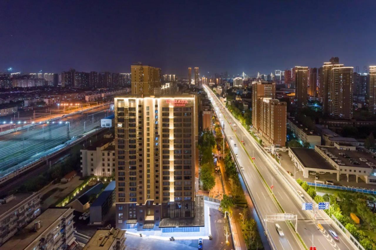 Ramada By Wyndham Wuhan Hankou Dış mekan fotoğraf