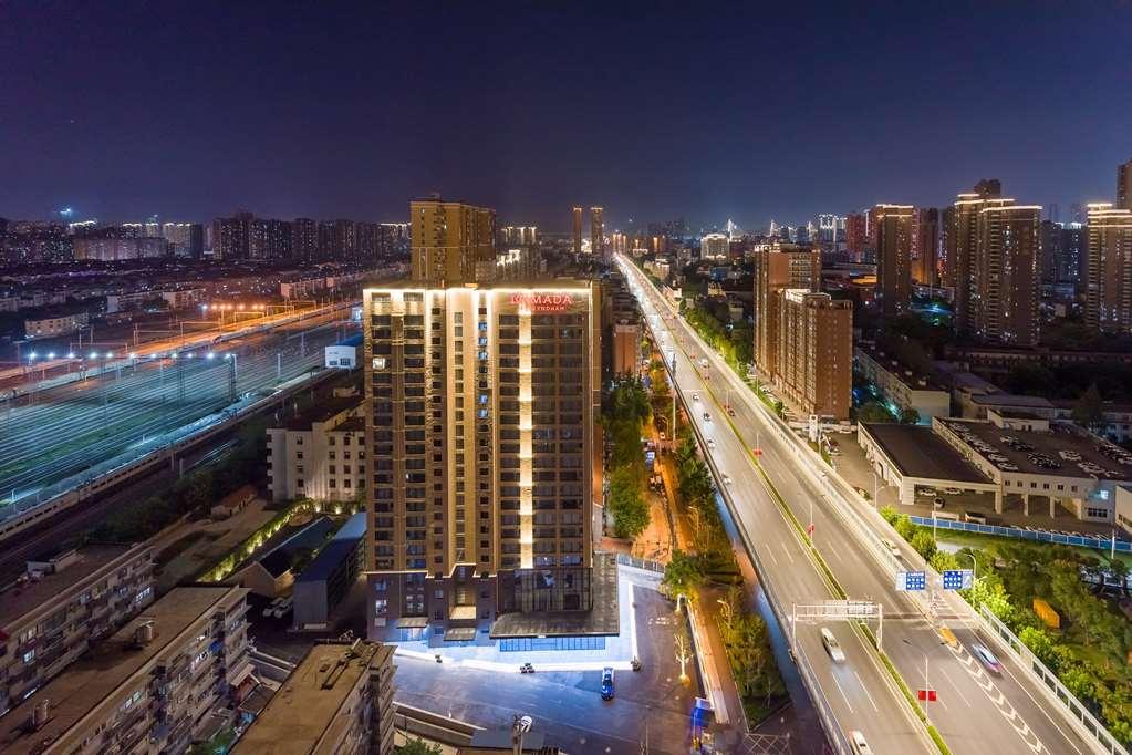 Ramada By Wyndham Wuhan Hankou Dış mekan fotoğraf